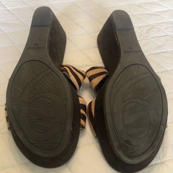 Nine West Animal Print Leather Sandals Size 7M - Picture 4 of 4